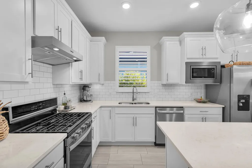 2191 Yellowfin Circle Naples FL 34114