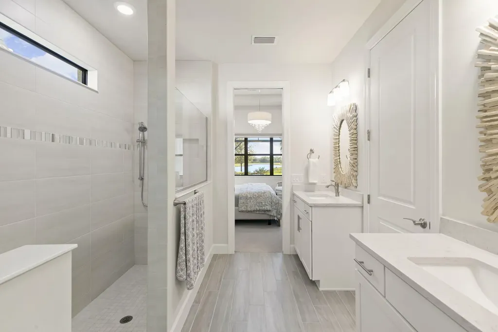 2787 Aviamar Circle Naples FL 34114