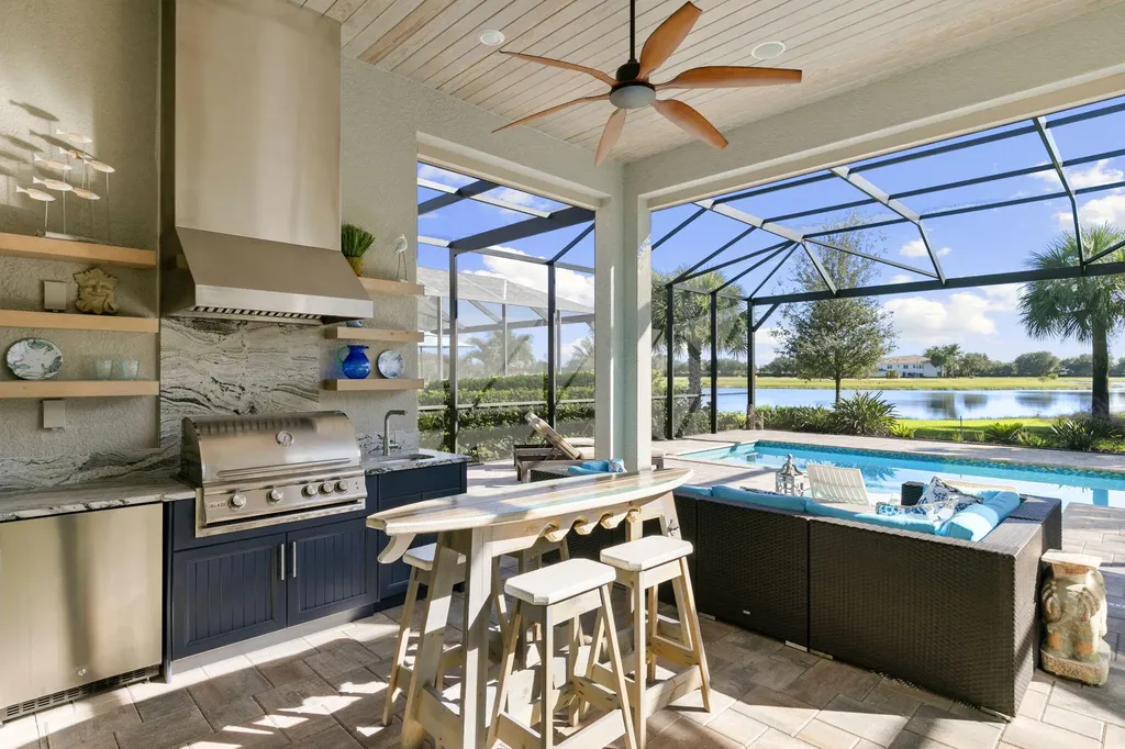 2787 Aviamar Circle Naples FL 34114