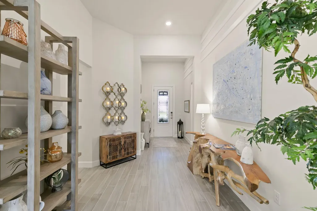 2787 Aviamar Circle Naples FL 34114