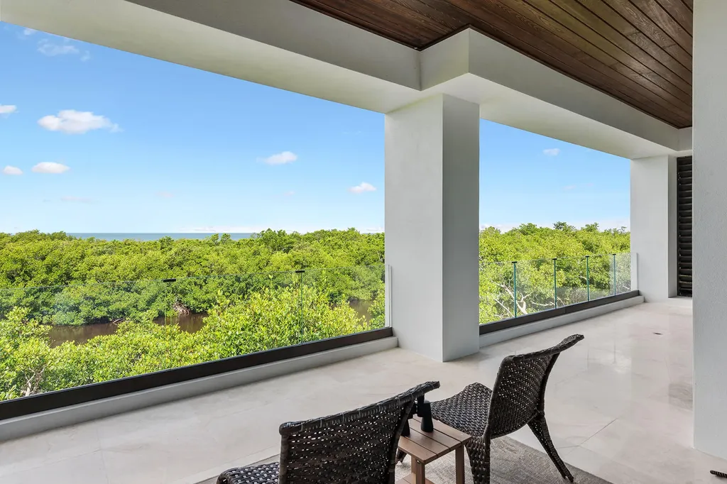 706 Waterside Drive Marco Island FL 34145