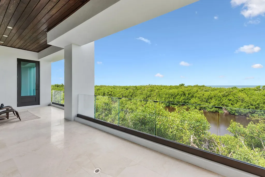 706 Waterside Drive Marco Island FL 34145