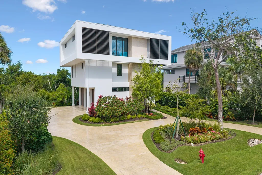 706 Waterside Drive Marco Island FL 34145