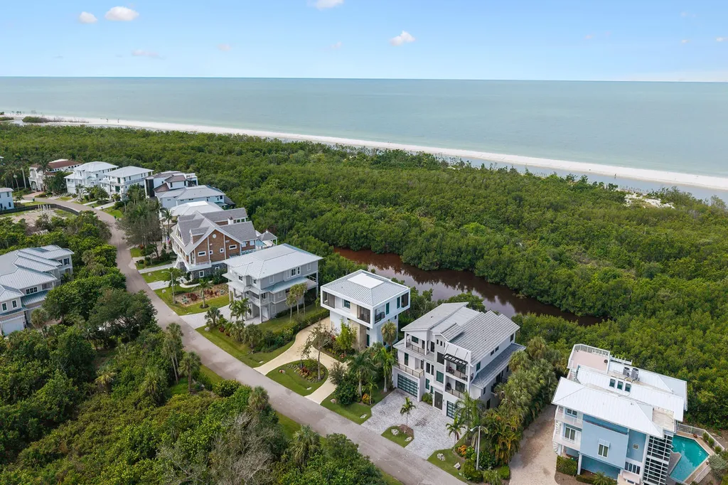 706 Waterside Drive Marco Island FL 34145