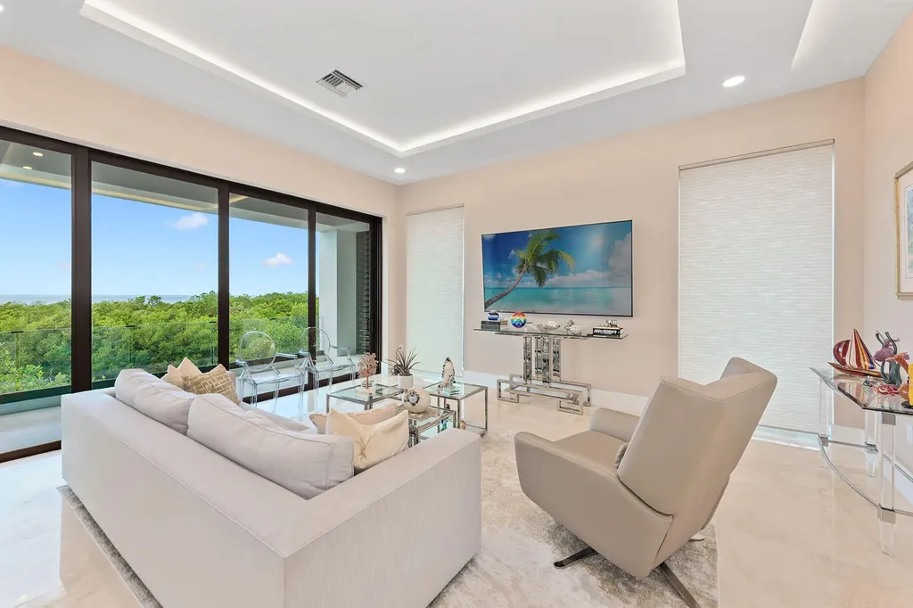 706 Waterside Drive Marco Island FL 34145