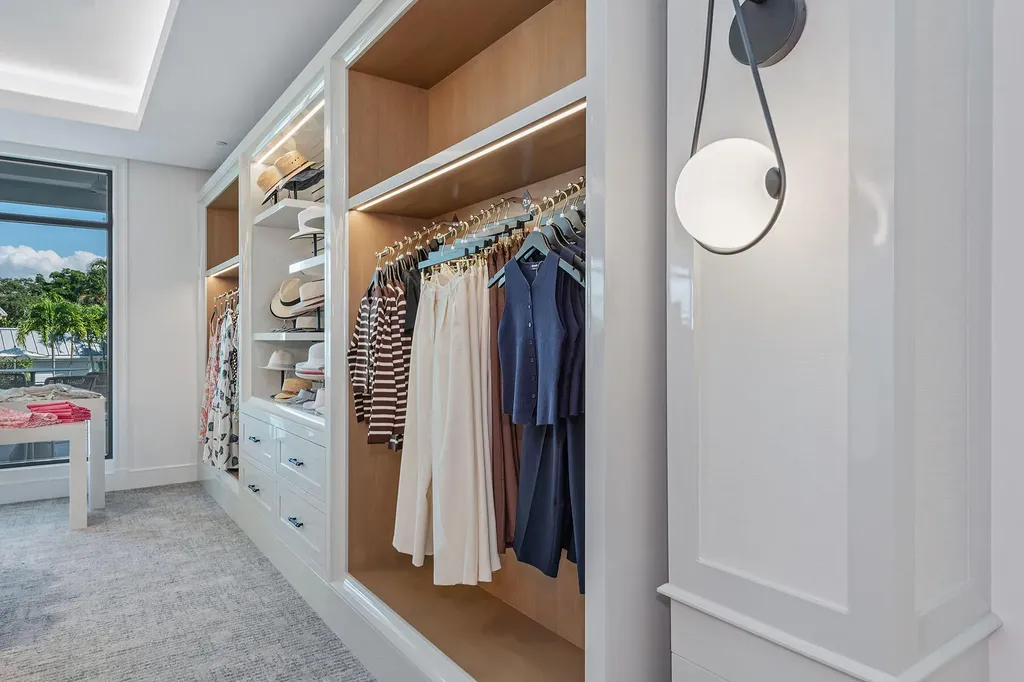 706 Waterside Drive Marco Island FL 34145