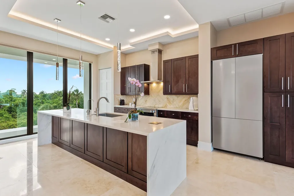 706 Waterside Drive Marco Island FL 34145