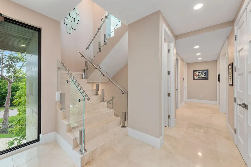 706 Waterside Drive Marco Island FL 34145