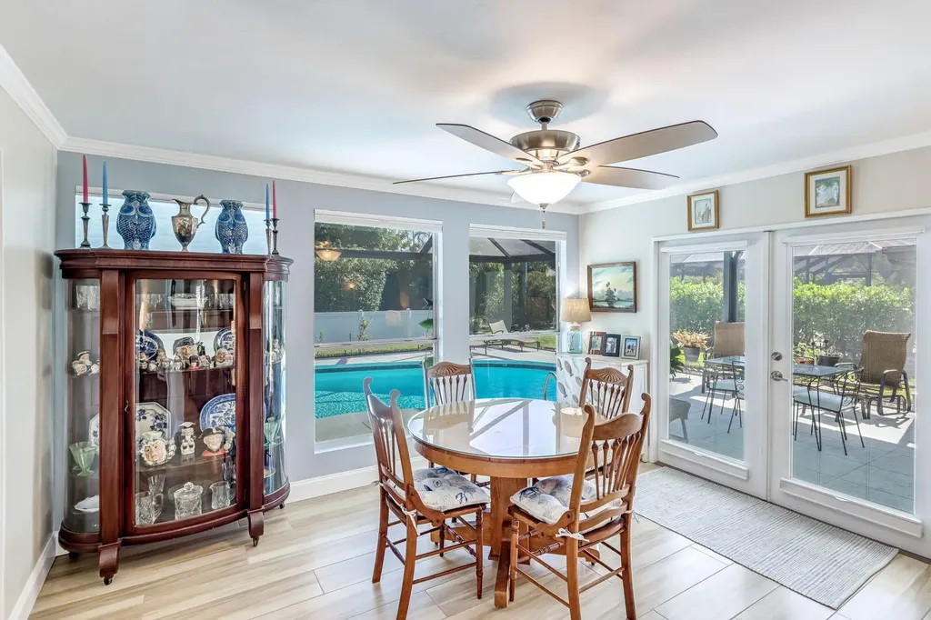 4459 Lakewood Boulevard Naples FL 34112