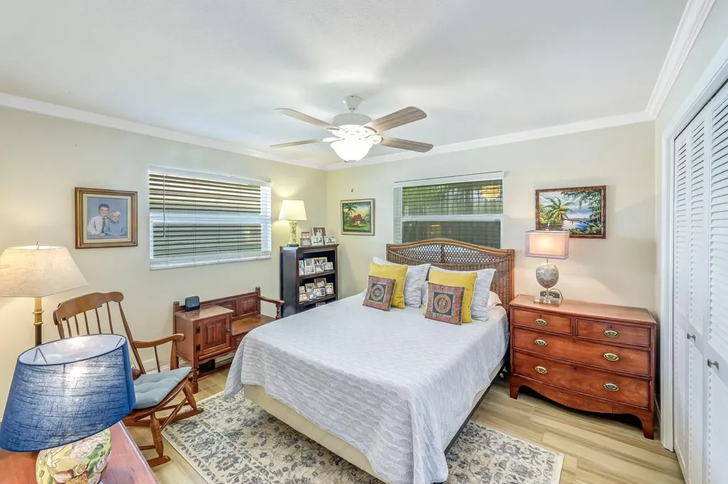 4459 Lakewood Boulevard Naples FL 34112