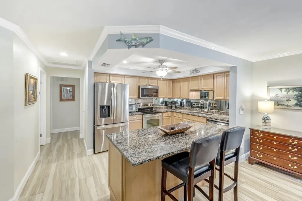 4459 Lakewood Boulevard Naples FL 34112