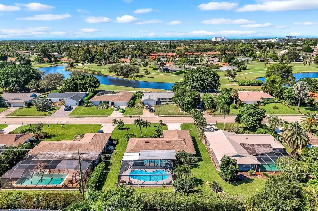 4459 Lakewood Boulevard Naples FL 34112