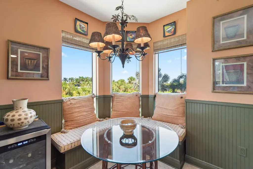 1060 Borghese Lane Naples FL 34114