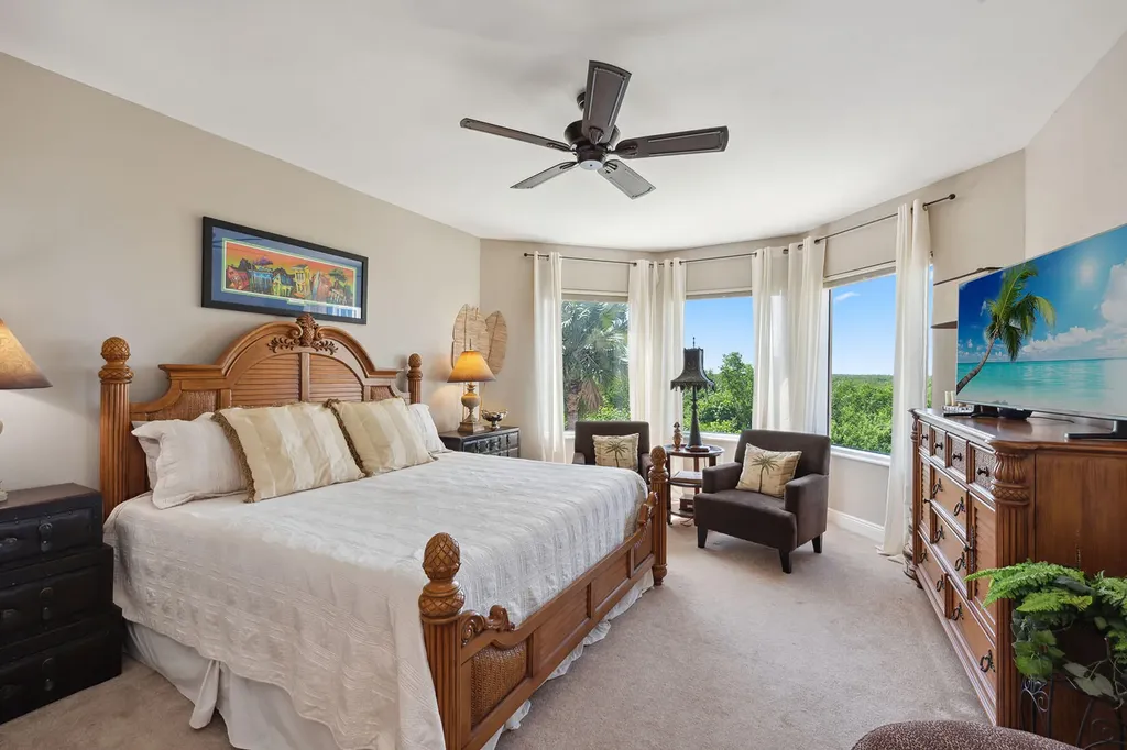 1060 Borghese Lane Naples FL 34114