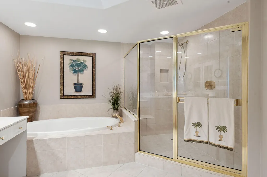 1060 Borghese Lane Naples FL 34114