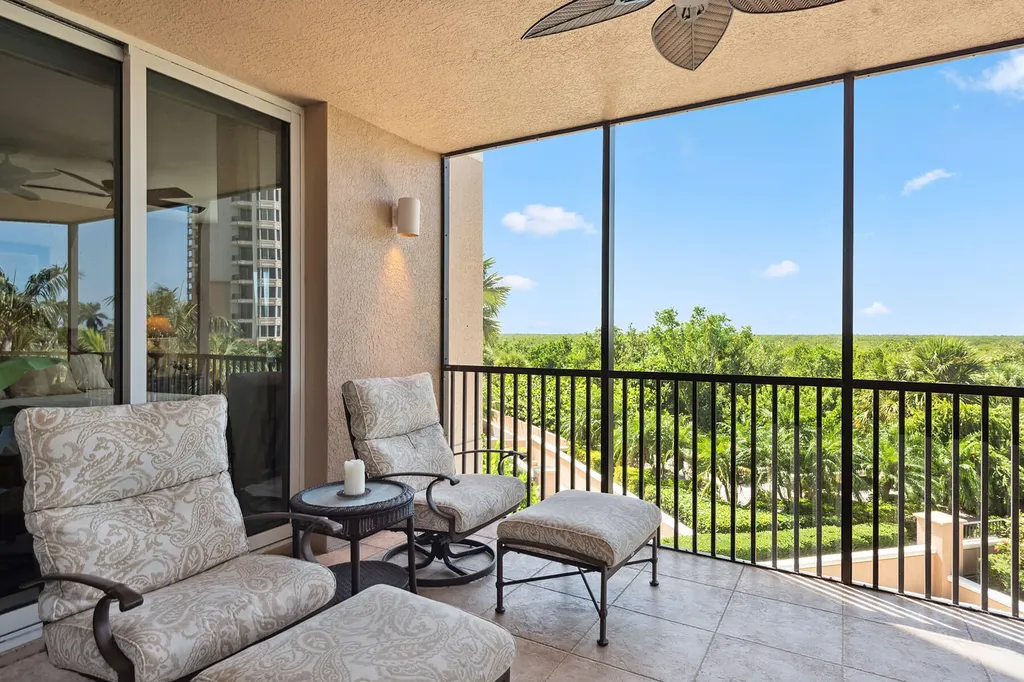 1060 Borghese Lane Naples FL 34114