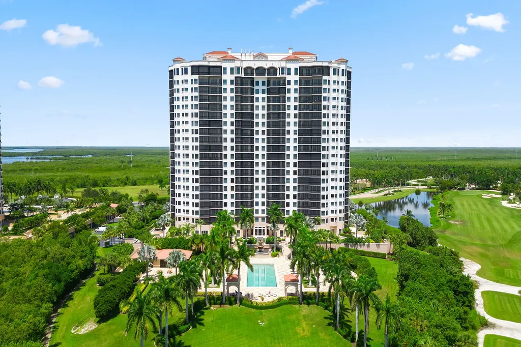 1060 Borghese Lane Naples FL 34114