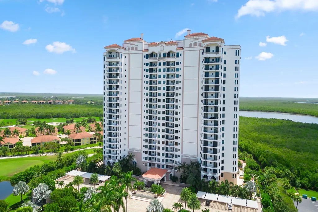 1060 Borghese Lane Naples FL 34114