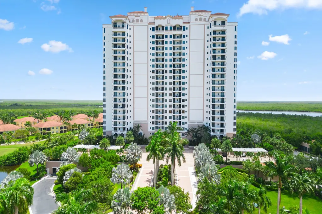 1060 Borghese Lane Naples FL 34114