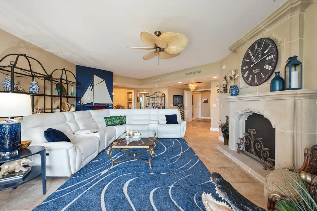 1060 Borghese Lane Naples FL 34114