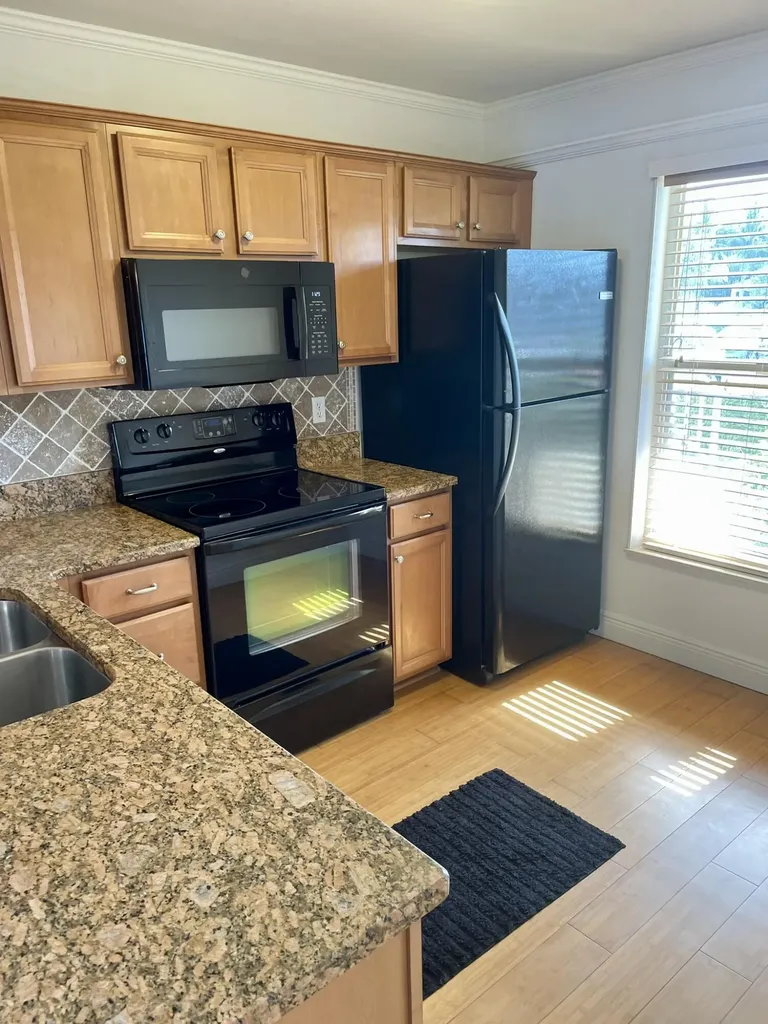 1165 Mainsail Drive Naples FL 34114