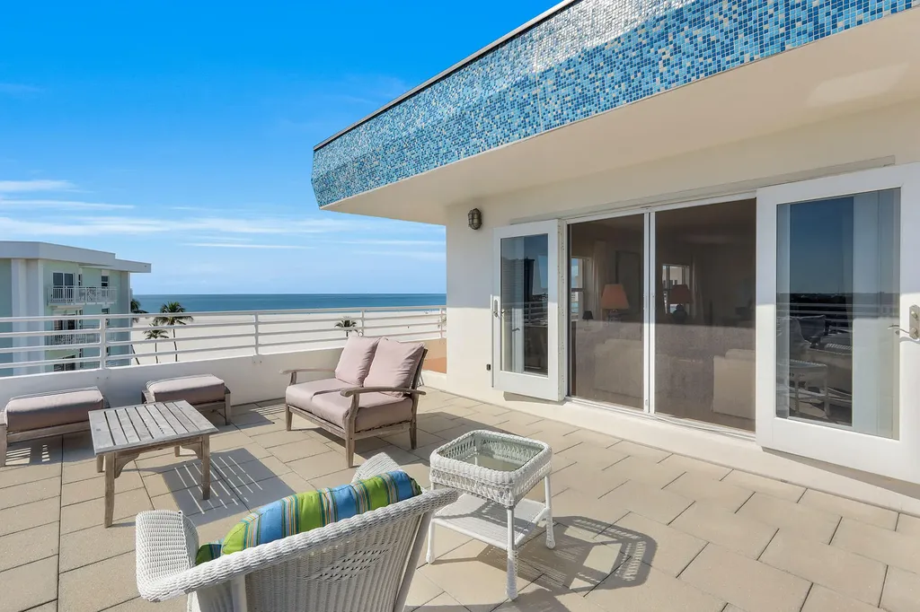 220 Seaview Court Marco Island FL 34145