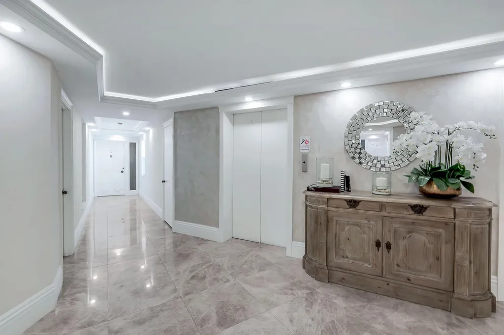 220 Seaview Court Marco Island FL 34145