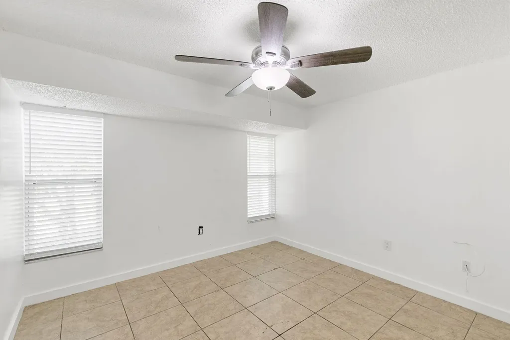 4220 Pearl Harbor Drive Naples FL 34112