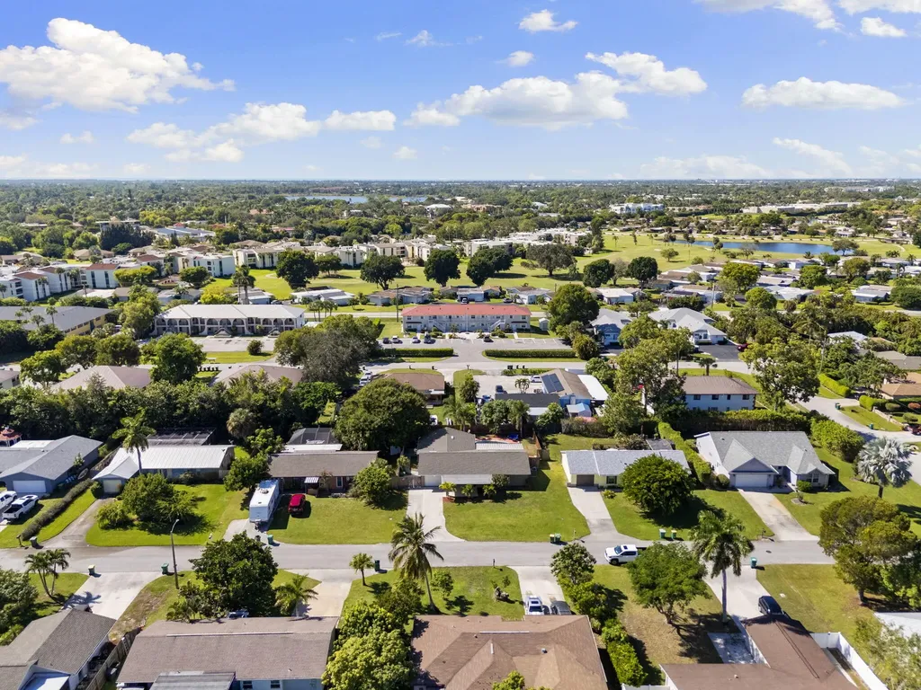 4220 Pearl Harbor Drive Naples FL 34112