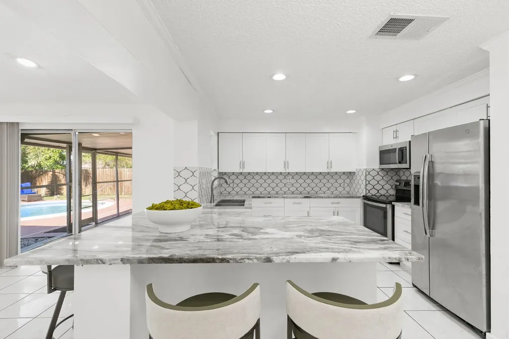 4220 Pearl Harbor Drive Naples FL 34112