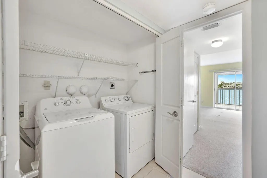 710 W Elkcam Circle Marco Island FL 34145