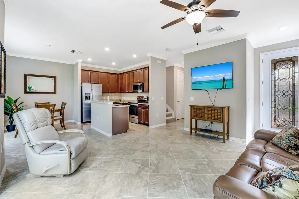 1178 Genovesa Court Naples FL 34113