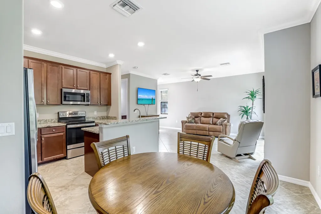 1178 Genovesa Court Naples FL 34113