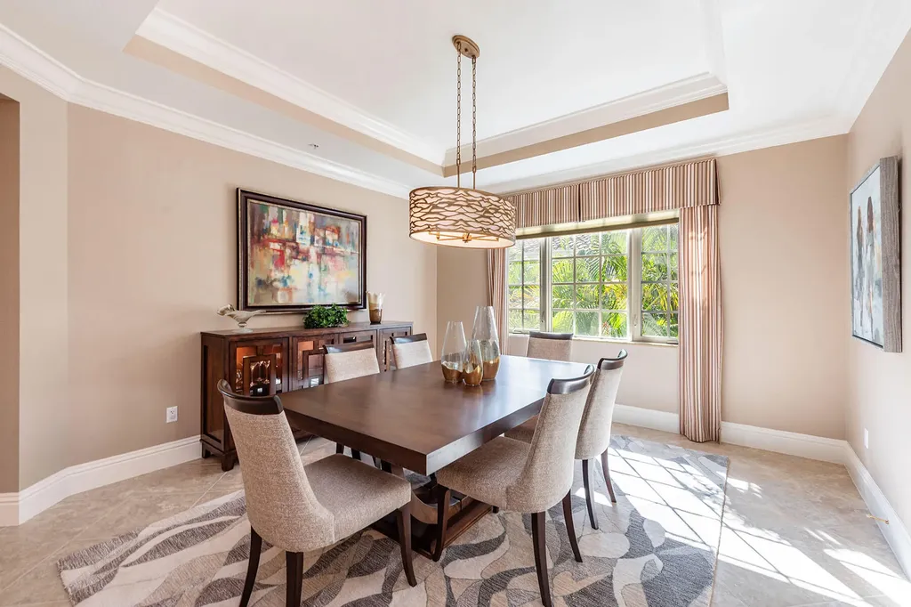 9284 Menaggio Court Naples FL 34114