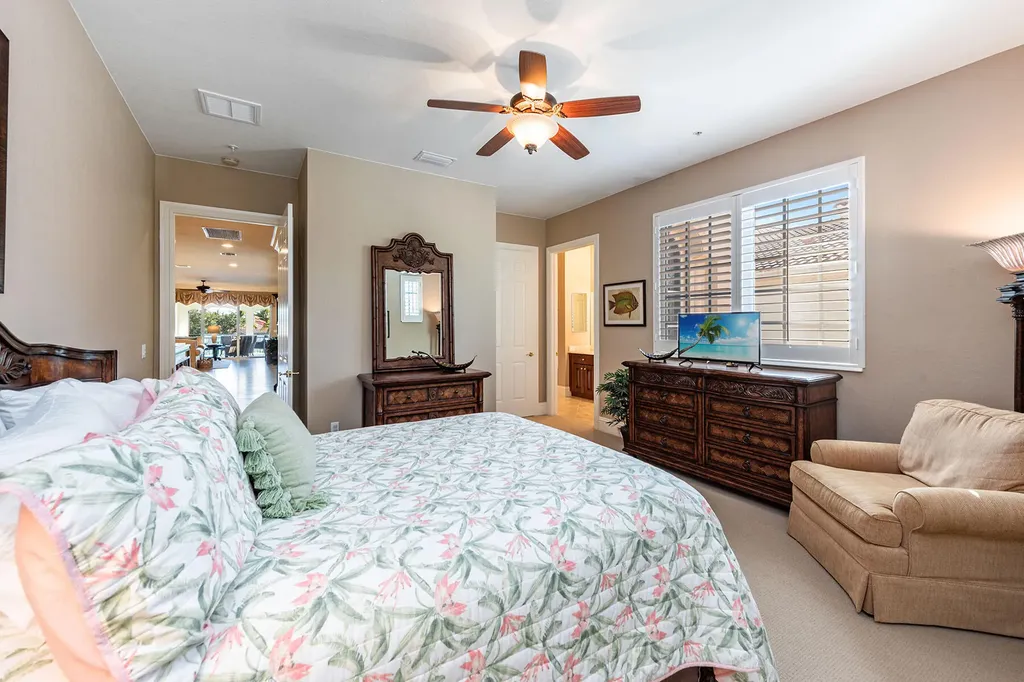 9284 Menaggio Court Naples FL 34114