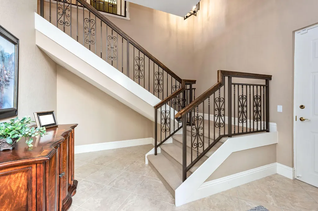 9284 Menaggio Court Naples FL 34114
