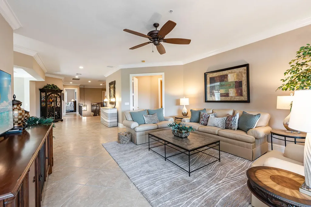 9284 Menaggio Court Naples FL 34114
