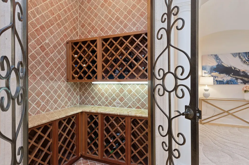 8604 Majorca Lane Naples FL 34114