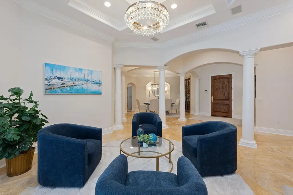 8604 Majorca Lane Naples FL 34114