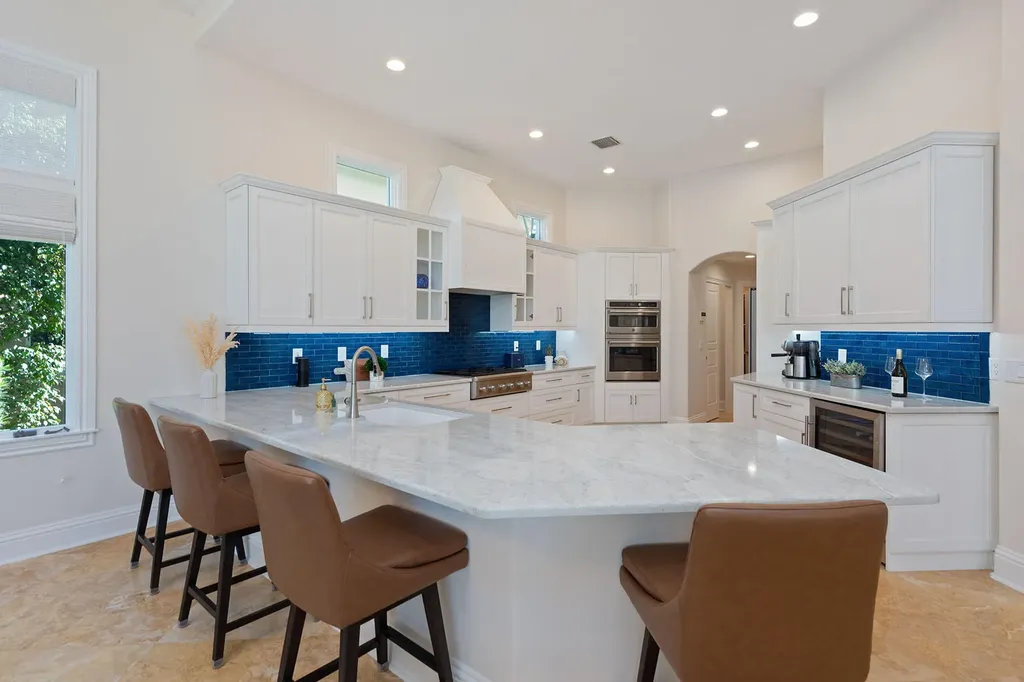 8604 Majorca Lane Naples FL 34114