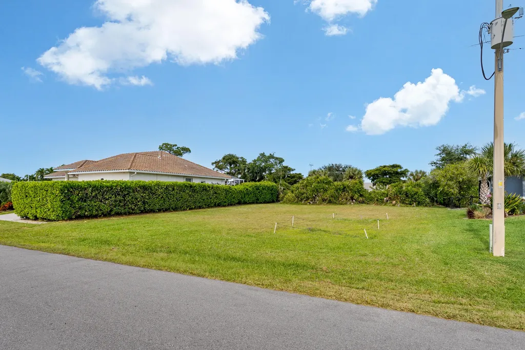 1414 Delbrook Way Marco Island FL 34145