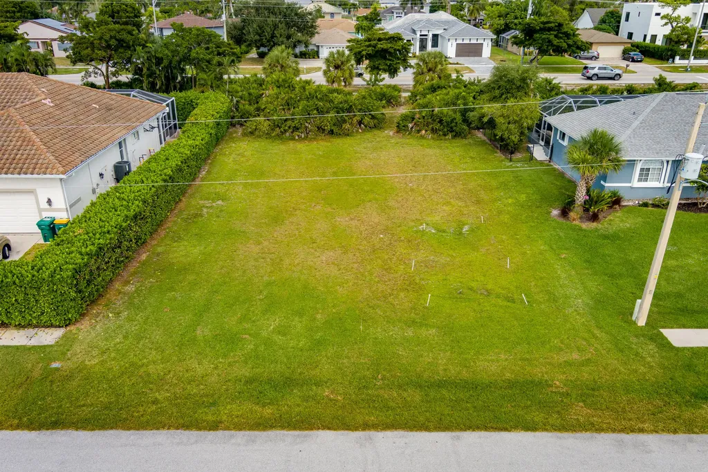 1414 Delbrook Way Marco Island FL 34145