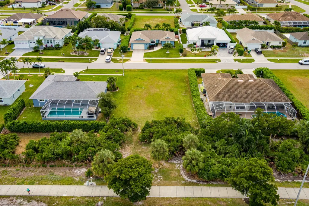 1414 Delbrook Way Marco Island FL 34145