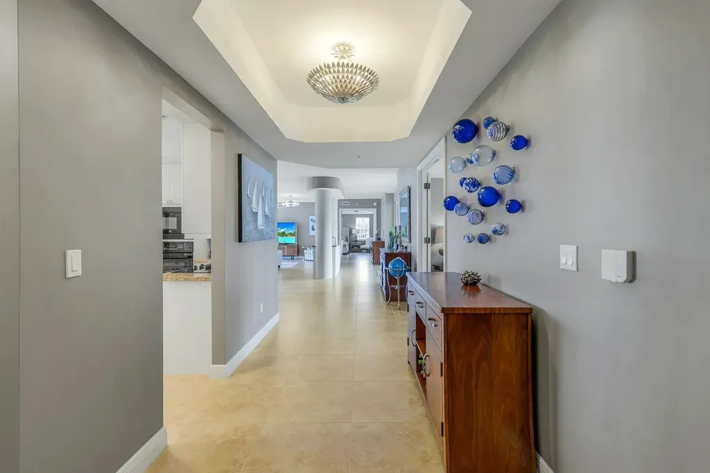 700 La Peninsula Boulevard Naples FL 34113