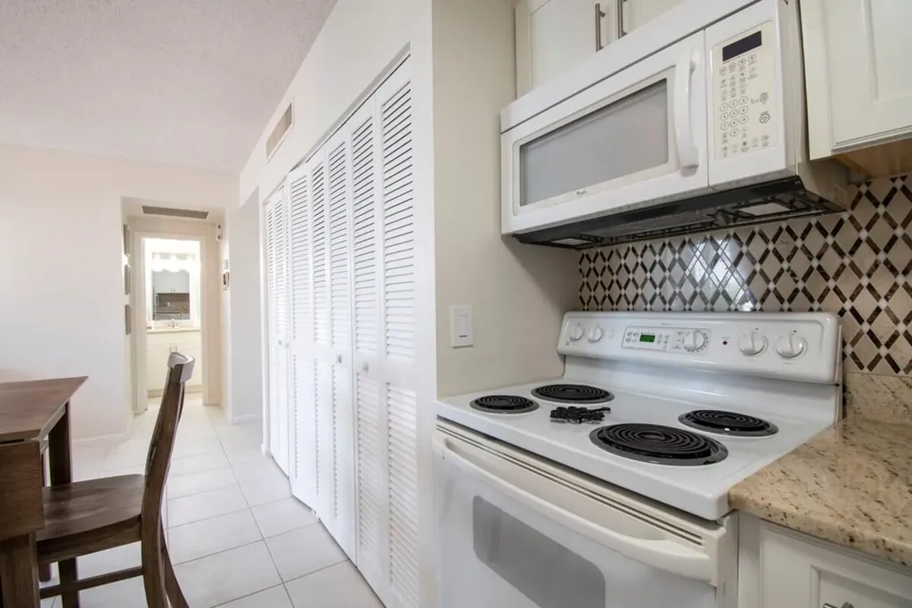 140 Seaview Court Marco Island FL 34145