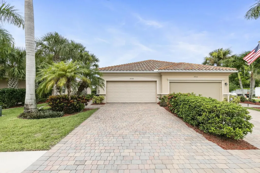 14598 Grapevine Drive Naples FL 34114