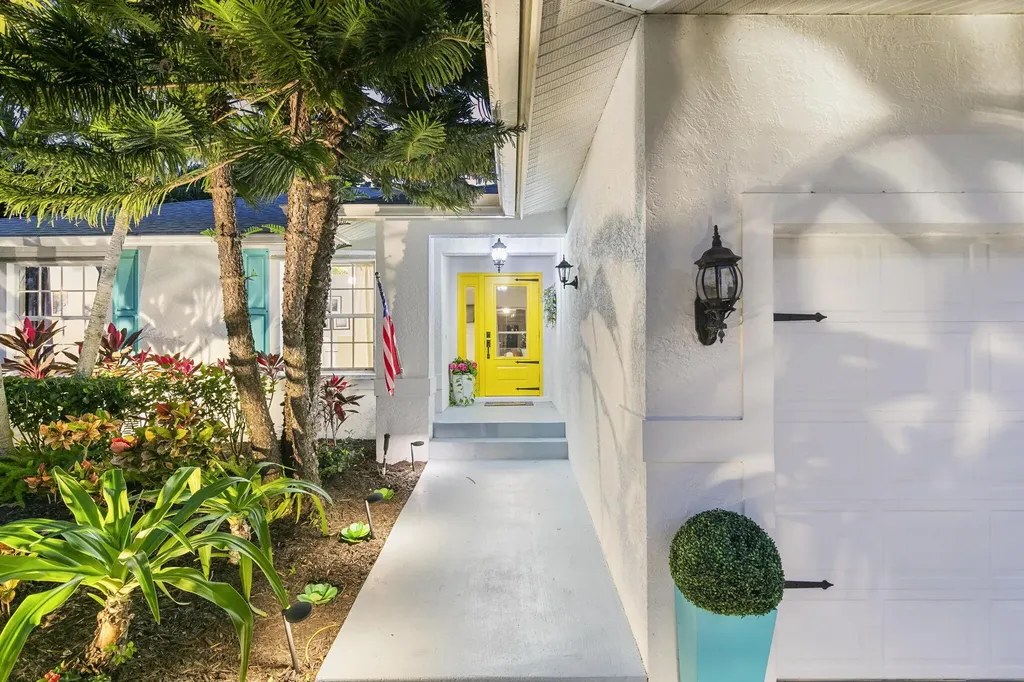 299 S Heathwood Drive Marco Island FL 34145