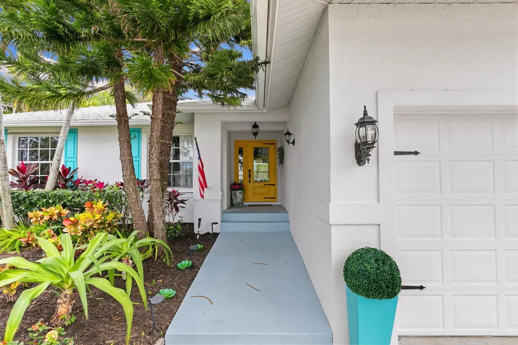 299 S Heathwood Drive Marco Island FL 34145