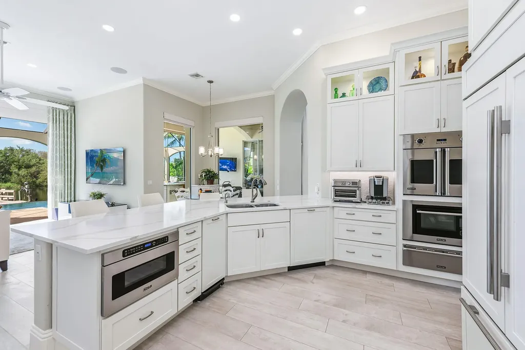 8589 Bellagio Drive Naples FL 34114