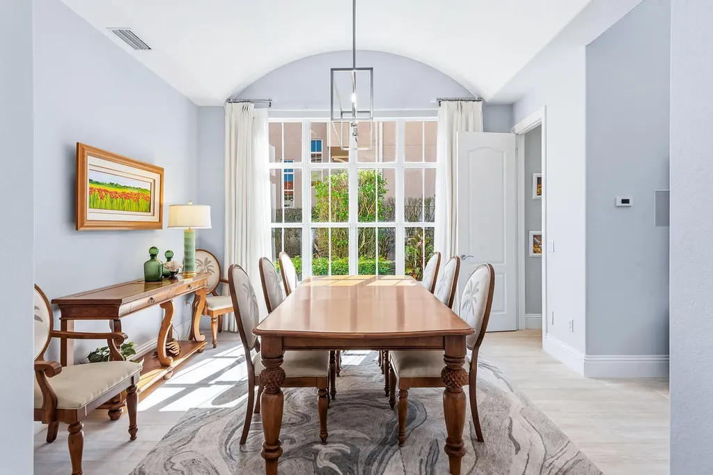 8589 Bellagio Drive Naples FL 34114